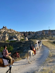 2-hour Cappadocia Sunrise Horse Tour