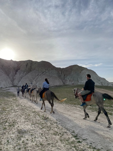 2-hour Cappadocia Sunset Horse Tour